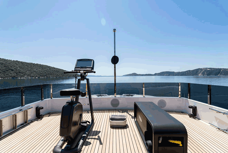 Custom Line Navetta 30